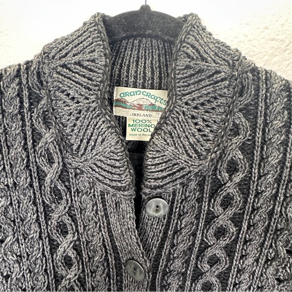 Aran Crafts Women's Gray Cable-Knit Button Cardigan Sweater 100% Merino Wool M - Picture 2 of 7